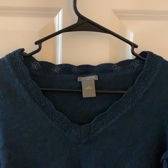 Ann Taylor Top - Picture 4 of 6